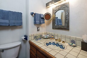 Inn on La Loma Plaza