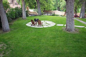 Inn on La Loma Plaza