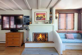 Inn on La Loma Plaza