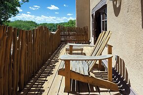 Inn on La Loma Plaza