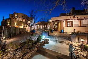 Inn on La Loma Plaza