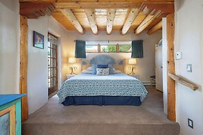 Inn on La Loma Plaza