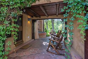 Inn on La Loma Plaza