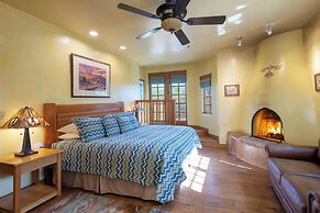 Inn on La Loma Plaza