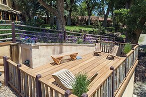 Inn on La Loma Plaza