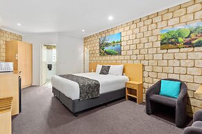 Great Divide Motor Inn