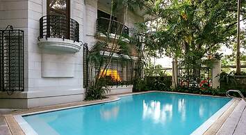 Orchid Garden Suites