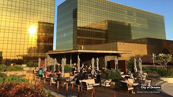Orchid Garden Suites