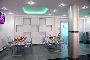 Hotel Phenix