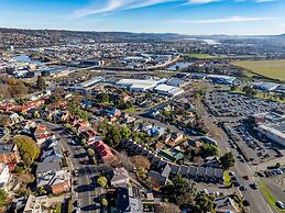 Elphin Motel & Serviced Apartments