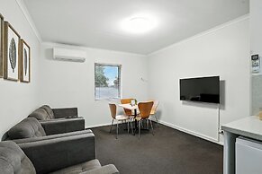 Elphin Motel & Serviced Apartments