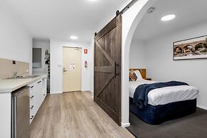 Elphin Motel & Serviced Apartments
