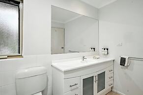 Elphin Motel & Serviced Apartments