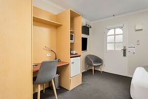 Elphin Motel & Serviced Apartments