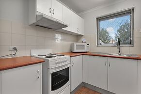 Elphin Motel & Serviced Apartments