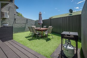 Elphin Motel & Serviced Apartments