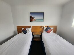 Elphin Motel & Serviced Apartments