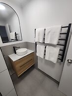 Elphin Motel & Serviced Apartments