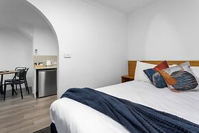 Elphin Motel & Serviced Apartments
