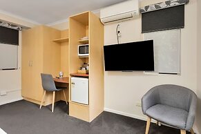 Elphin Motel & Serviced Apartments