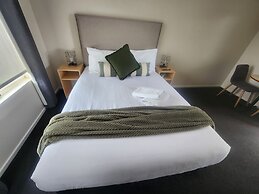 Elphin Motel & Serviced Apartments