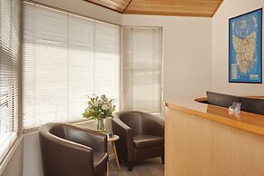 Elphin Motel & Serviced Apartments