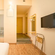 Bloomrooms @ New Delhi Railway Station