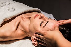 The Singular Santiago