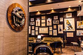 The Singular Santiago