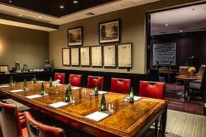 The Singular Santiago