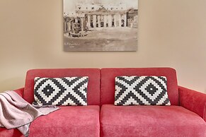 Colosseo Gardens - My Extra Home