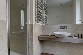 Colosseo Gardens - My Extra Home