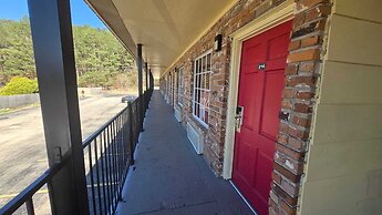 OYO Jeffersonian Motor Inn