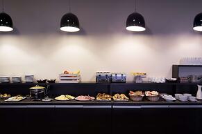 Dazzler by Wyndham Puerto Madryn