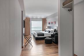 Dazzler by Wyndham Puerto Madryn