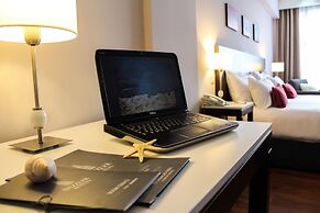 Dazzler by Wyndham Puerto Madryn