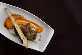 Dazzler by Wyndham Puerto Madryn