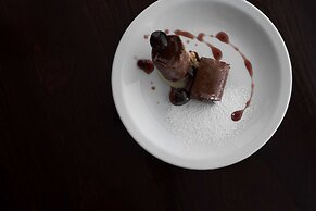 Dazzler by Wyndham Puerto Madryn