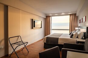 Dazzler by Wyndham Puerto Madryn