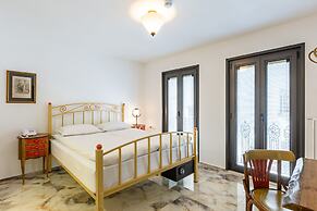 Villa Pera Suite Hotel