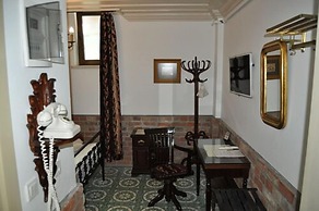 Villa Pera Suite Hotel