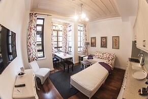 Villa Pera Suite Hotel