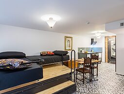 Villa Pera Suite Hotel