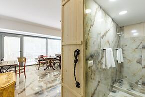 Villa Pera Suite Hotel