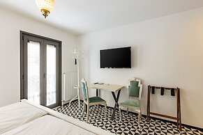 Villa Pera Suite Hotel
