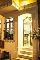 Villa Pera Suite Hotel