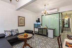 Villa Pera Suite Hotel