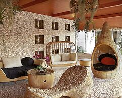 Dhevan Dara Beach Villa