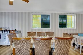 Coral Inn Boutique Resort