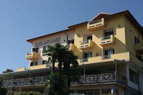 Hotel La Bussola